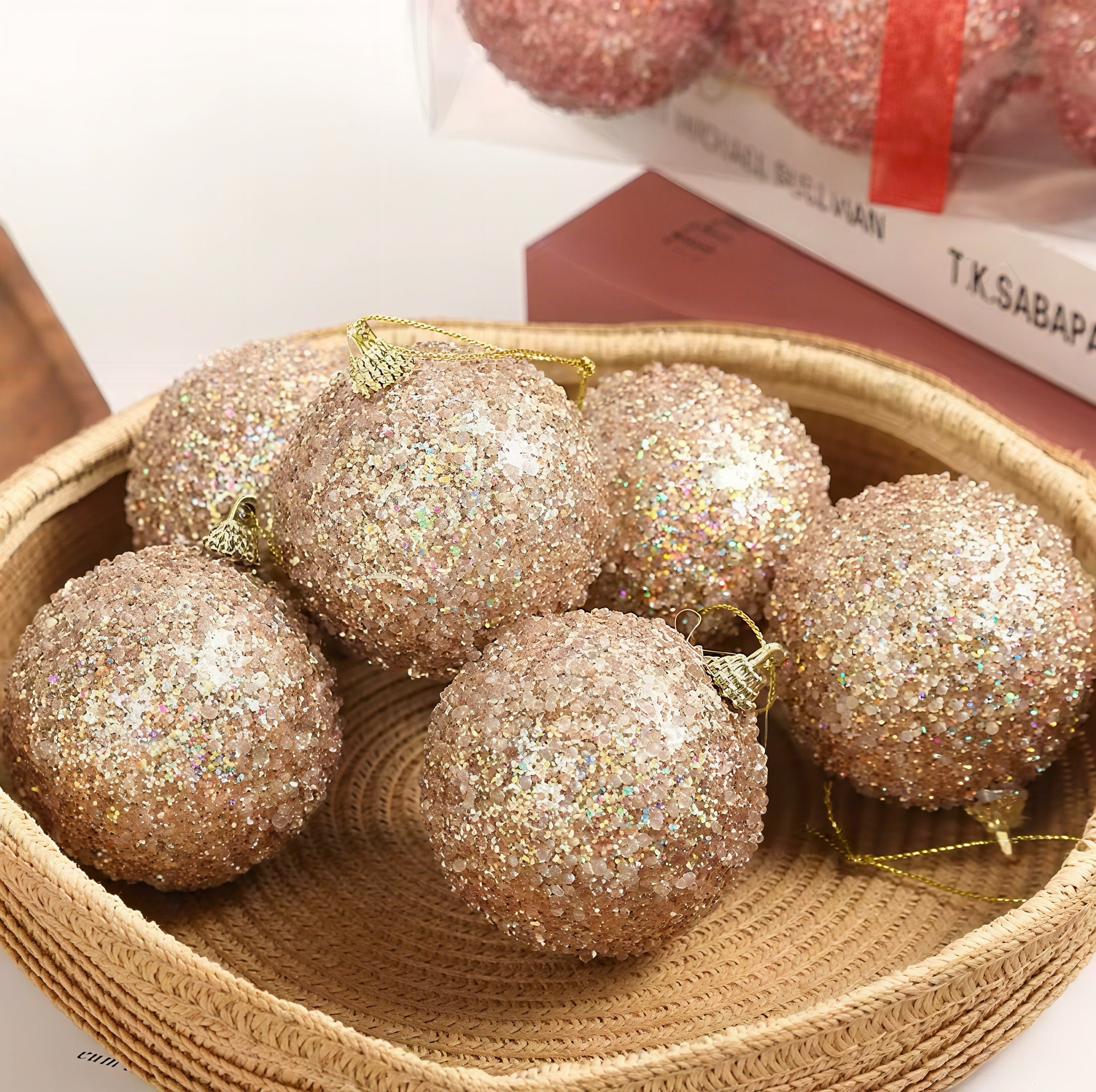 Zenora Champagne Gold Glitter Christmas Balls