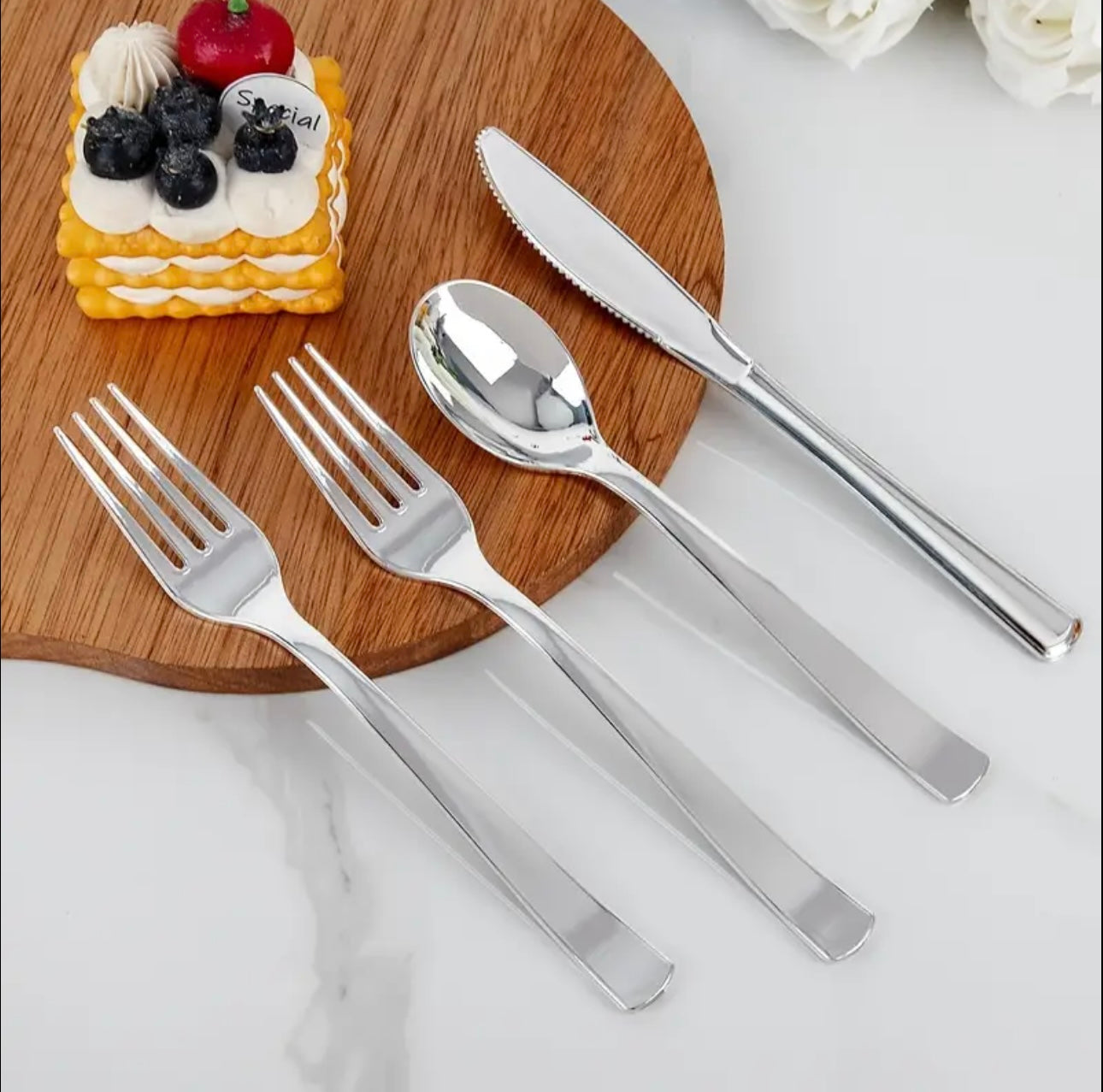 Zenora 180-Piece Silver Plastic Cutlery Set
