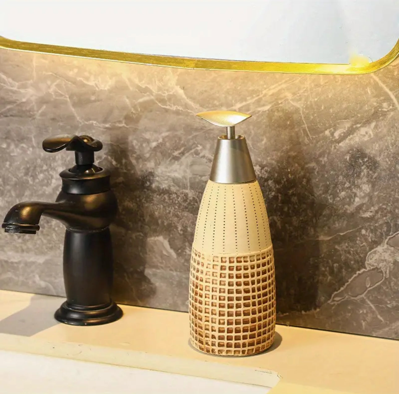 Zenora Refillable Hand Pump Bottles