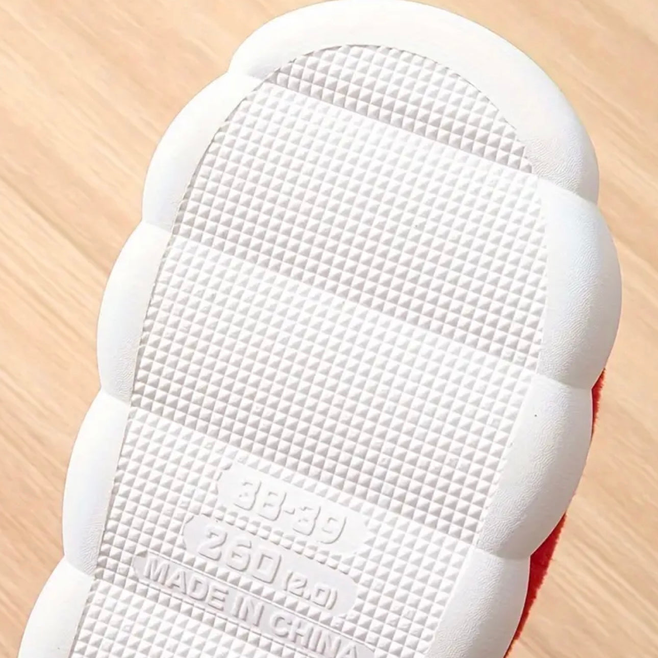 Zenora Men’s Cozy Christmas Tree Plush Slippers