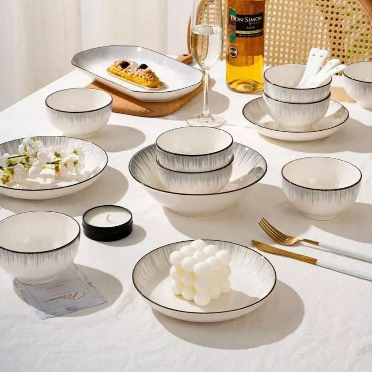 Zenora 12-Piece Black & White Ceramic Dinnerware Set