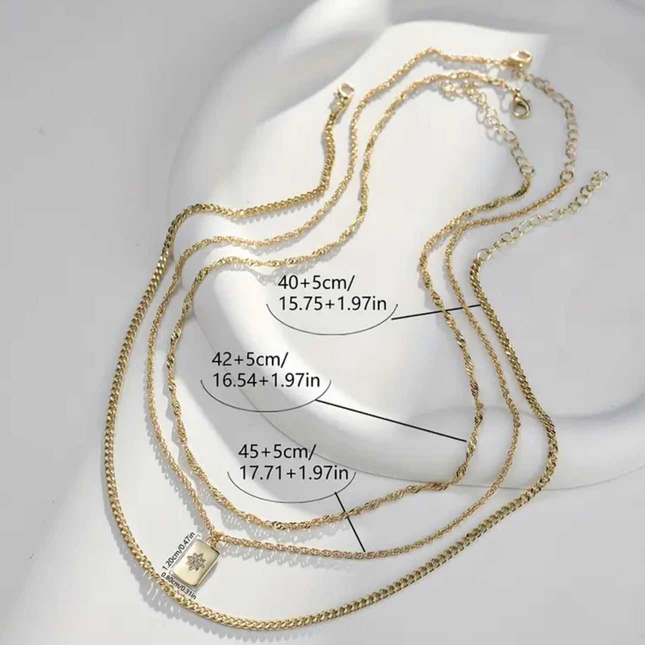 Noir 3pcs Twisted Water Wave & Square Pendant Necklace Set for Women