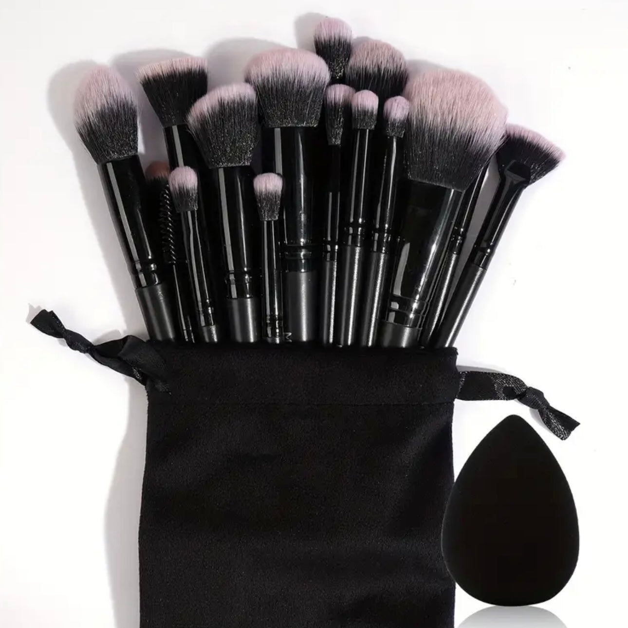 Zenora 18pcs Professional Makeup Brush Set with Velvet Bag and Beauty Spong