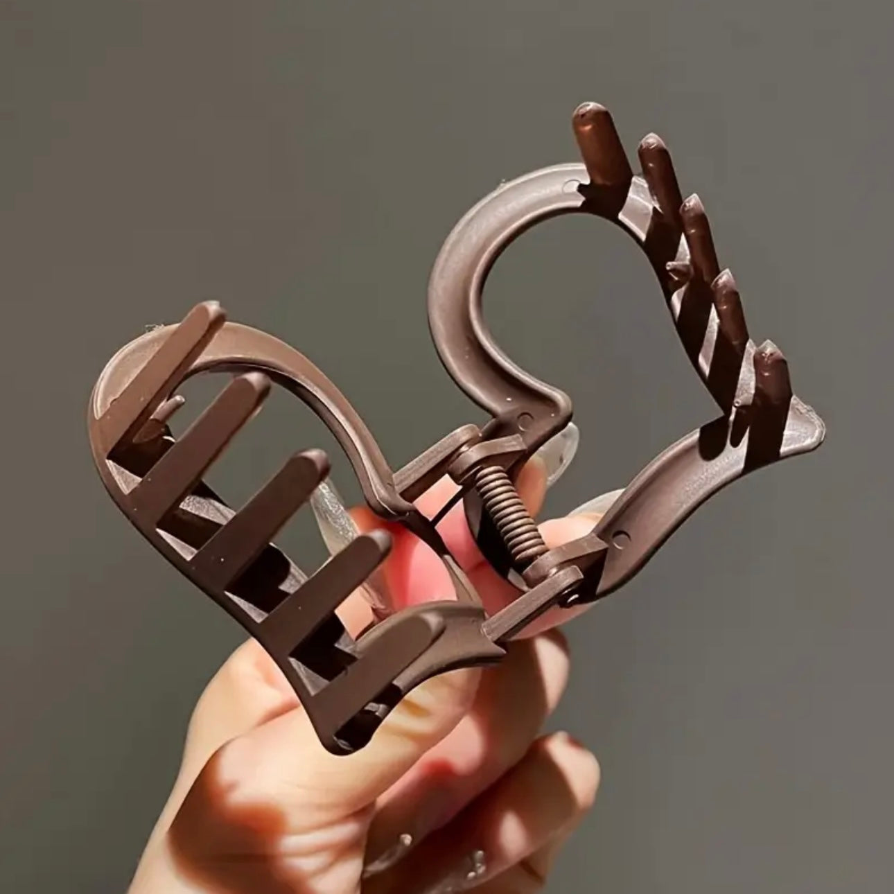 Zenora High-End Matte Texture Women’s Jacket Set with Shark Clips