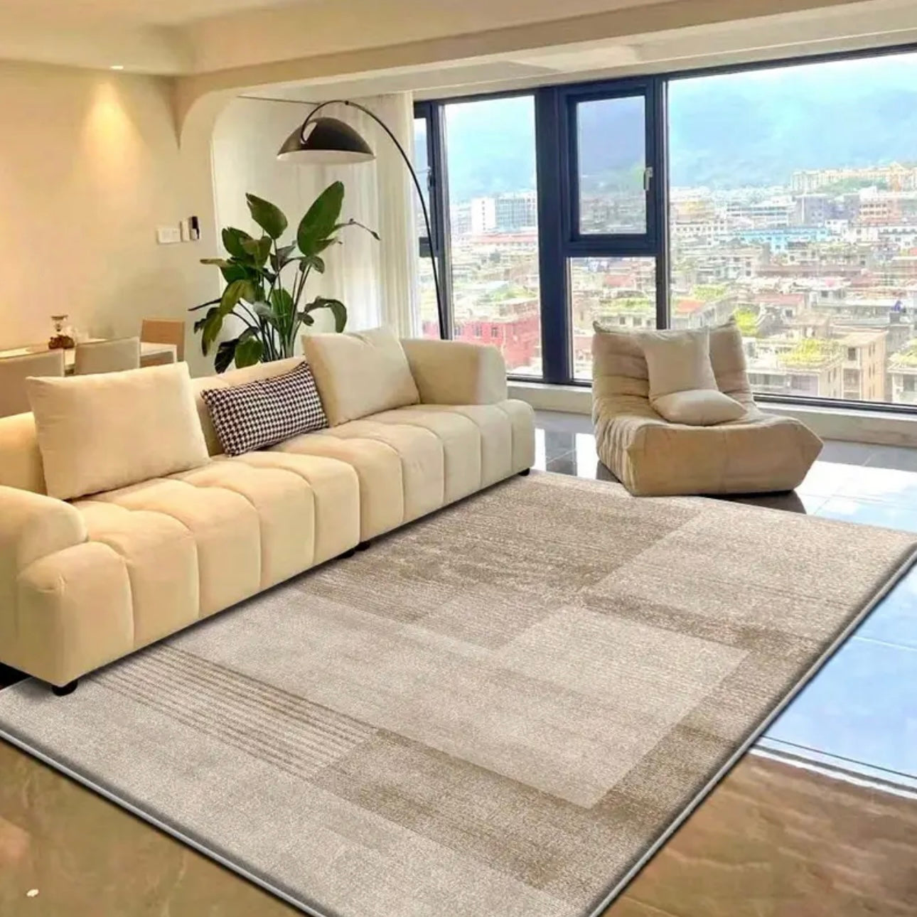 Zenora Velvet Floral Washable Modern Mat