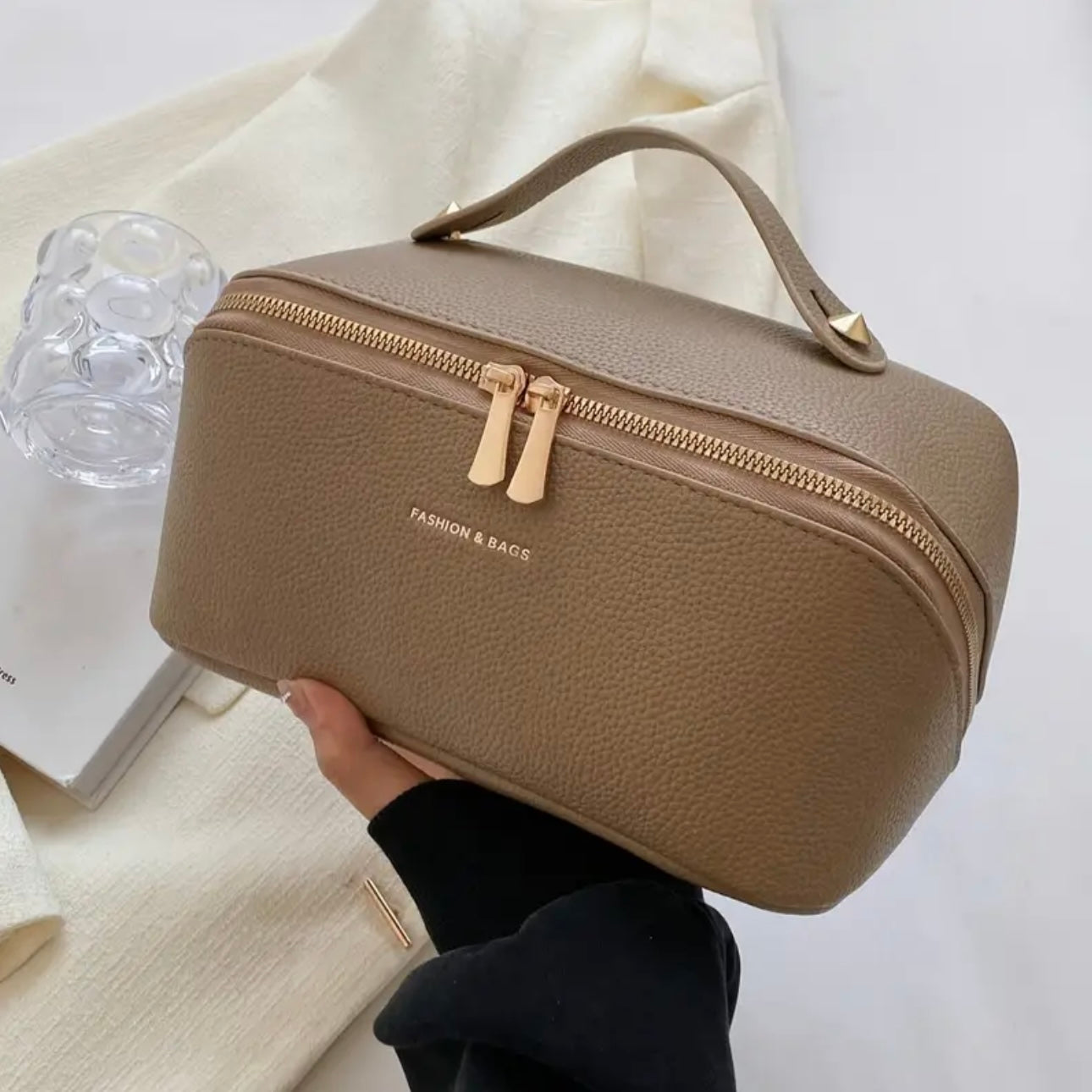 Zenora Large Synthetic Leather Travel Makeup Bag