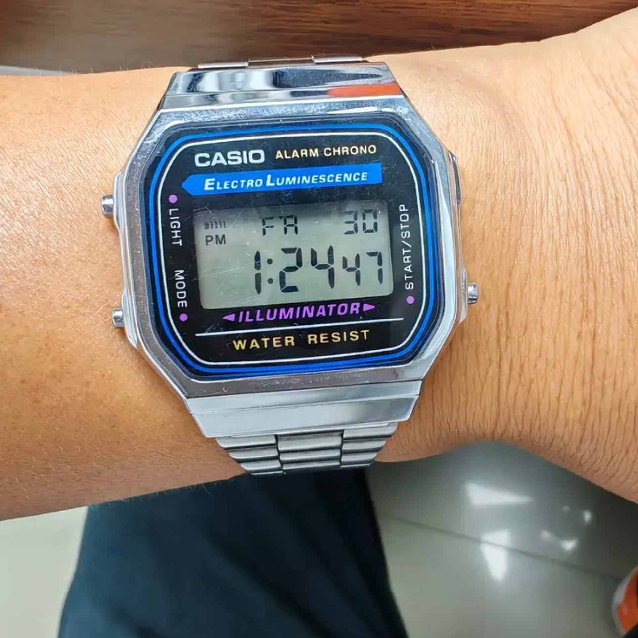 Casio Retro Square Digital Watch – A168 Series Vintage Quartz