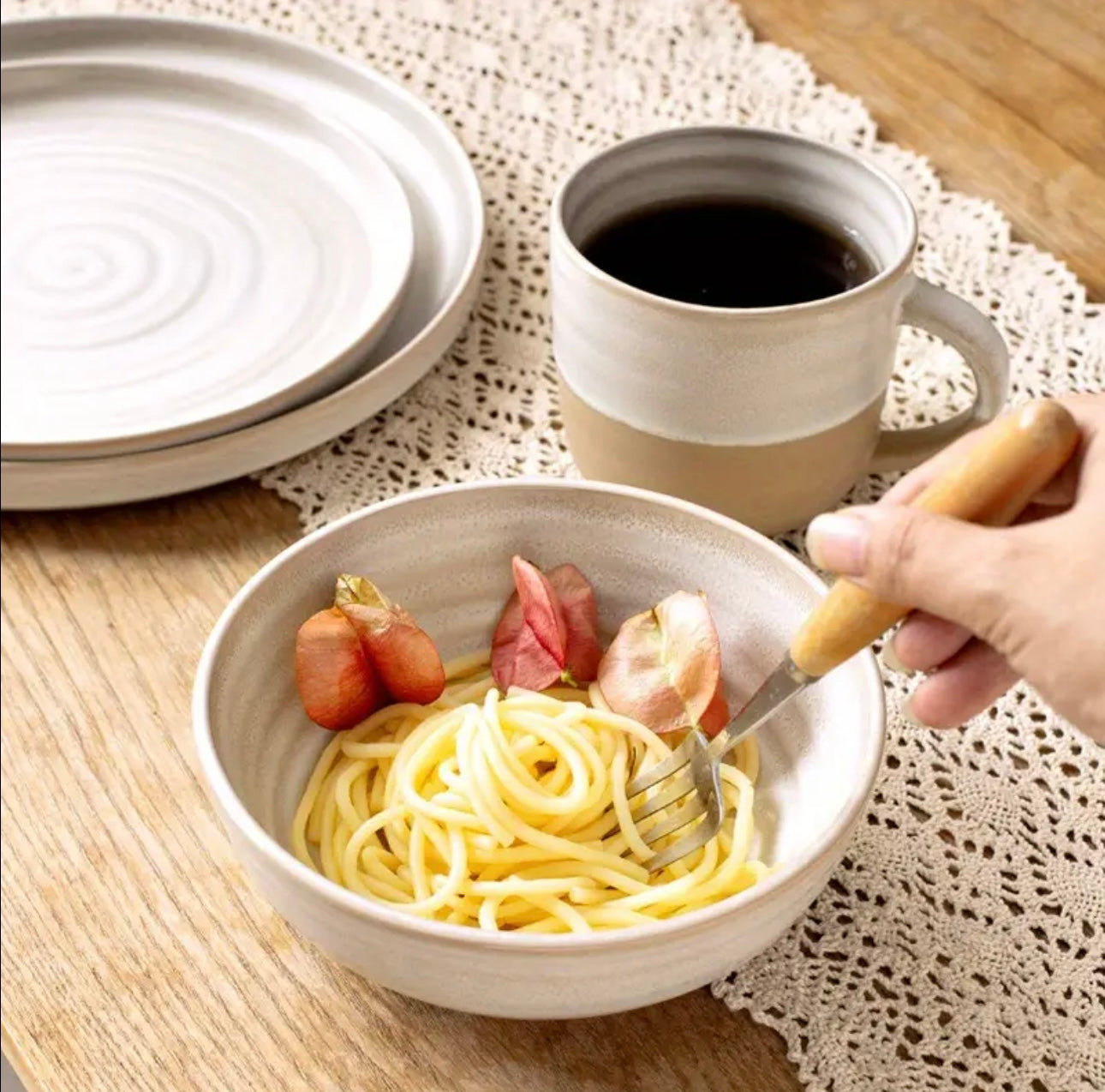 Zenora 2-Piece Large Ceramic Bowl Set