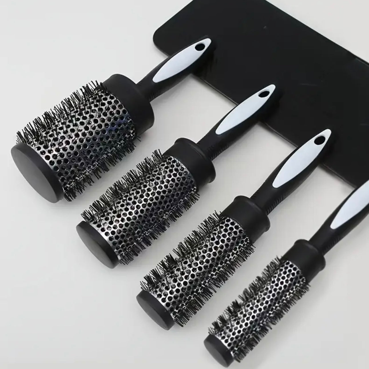 Zenora 4pcs Thermal Round Hair Styling Comb Set