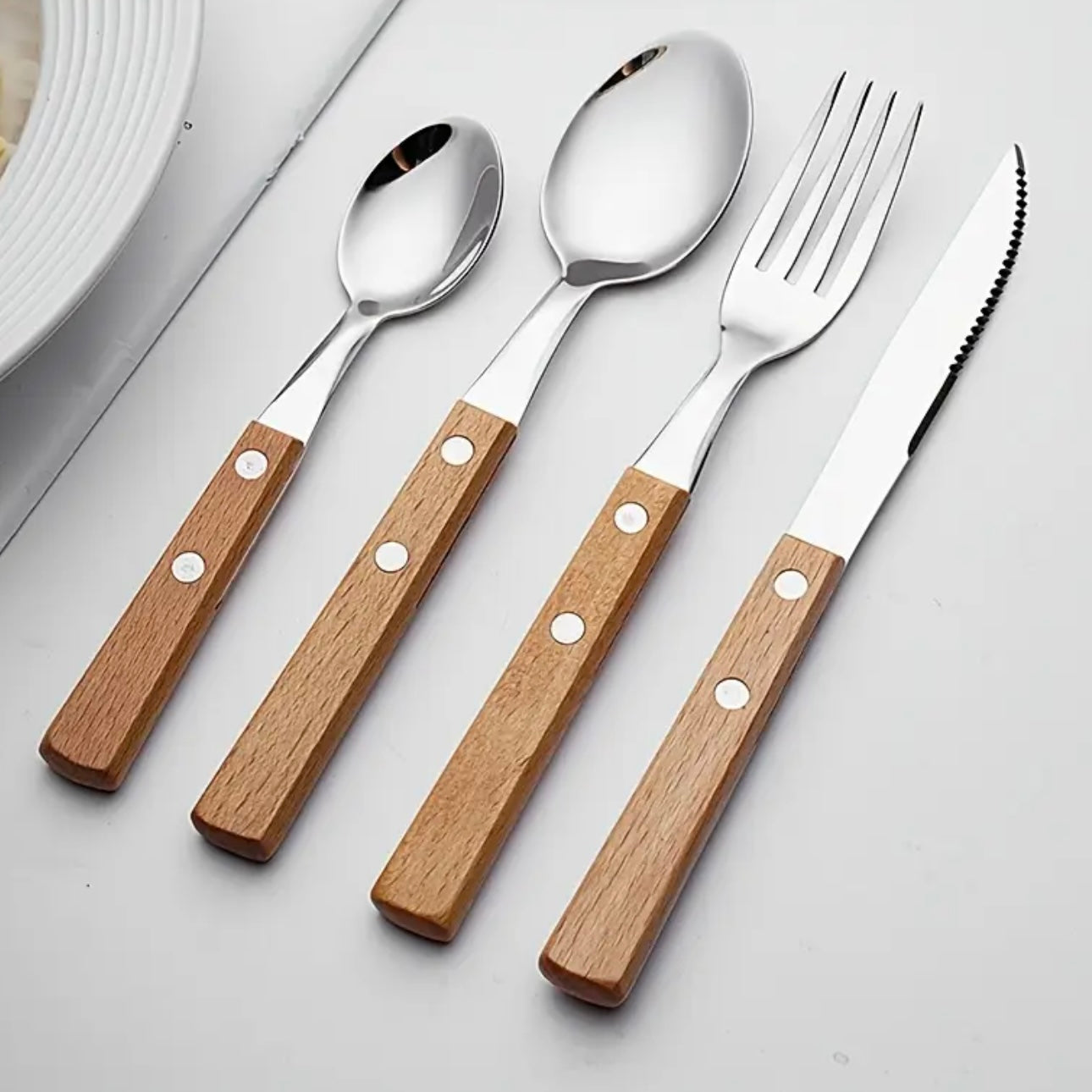 Kurohana Cutlery Set — 8/16/24-Piece Stainless Steel Tableware with Solid Wood Handles