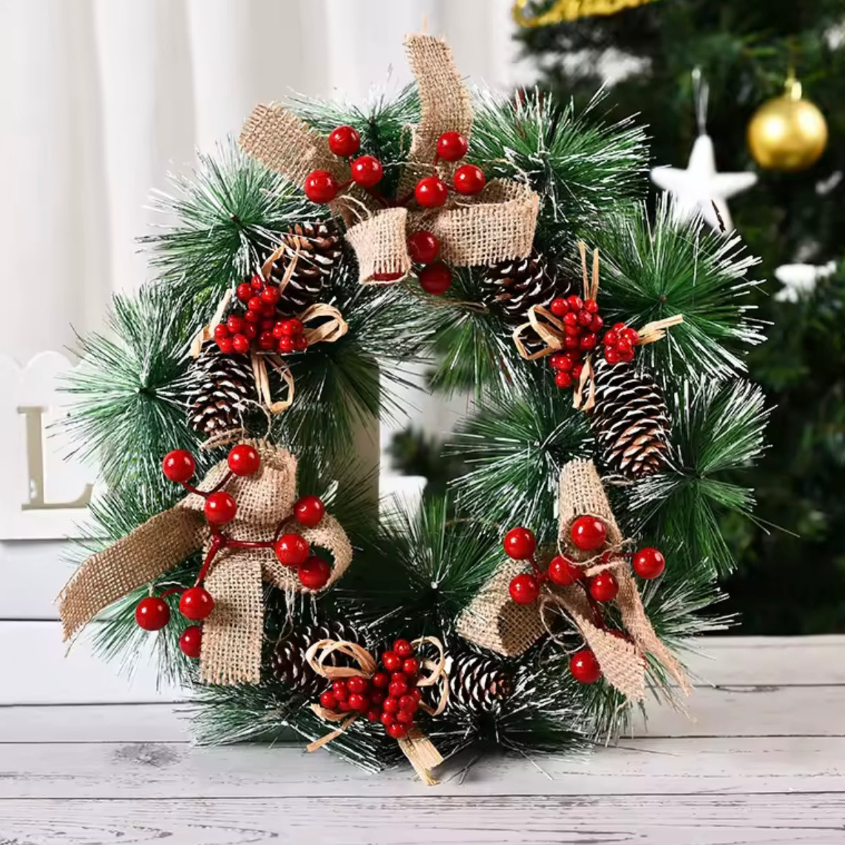 Zenora Snowy Christmas Wreath