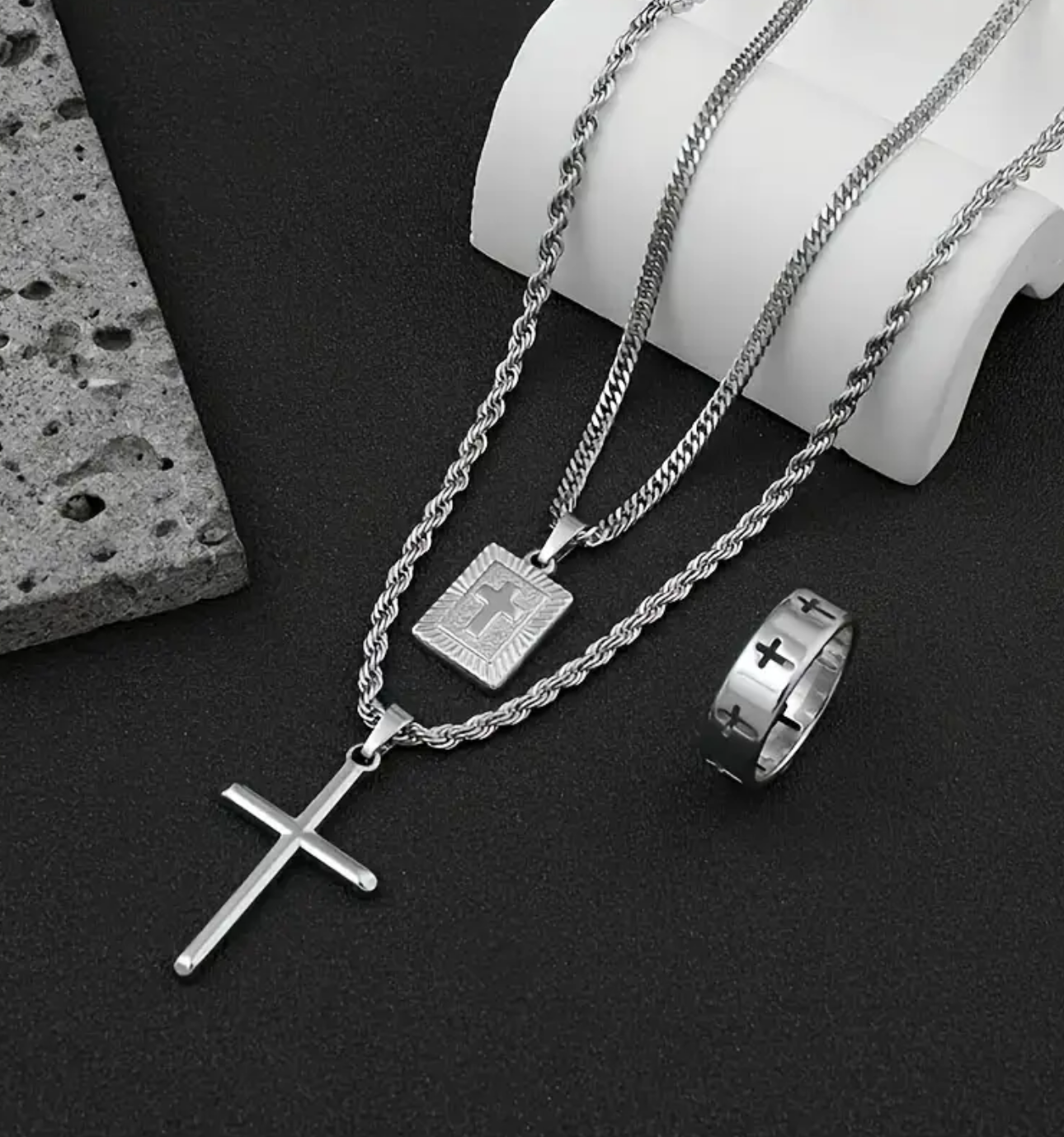 3pcs Men’s Heavy-Duty Interlocking Link Necklace & Ring Set