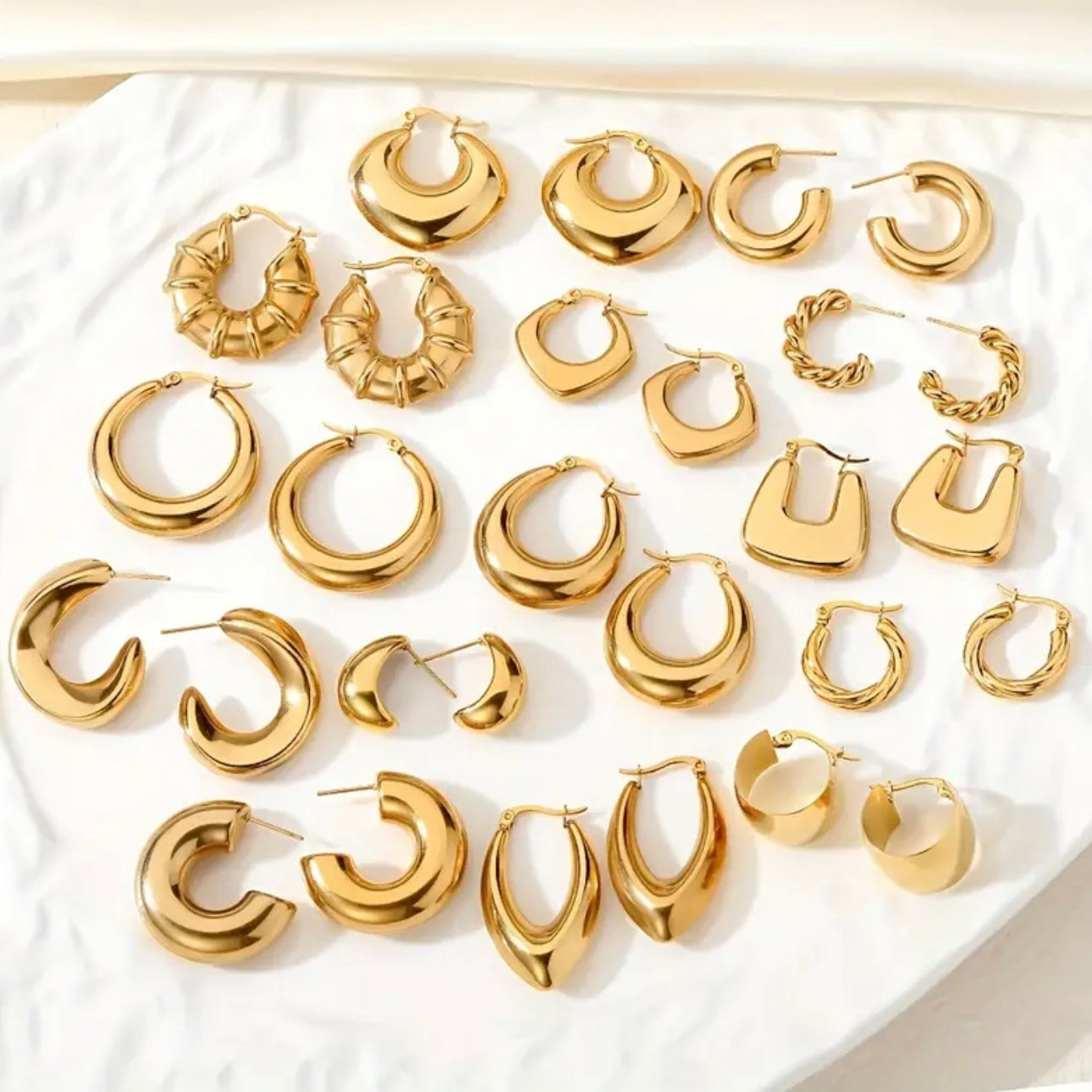 Éclat Luxe 10pcs Women’s Signature Earrings Set