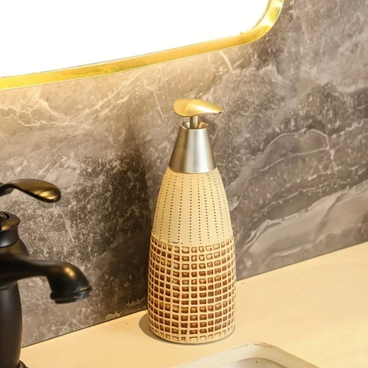 Zenora Refillable Hand Pump Bottles