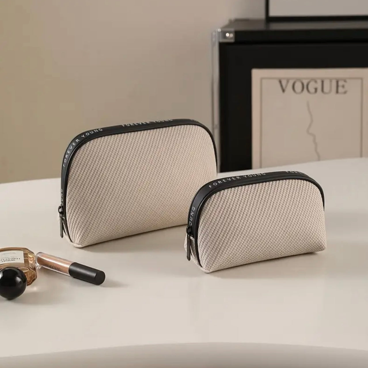 Zenora Large Capacity Minimalist Makeup Organizer