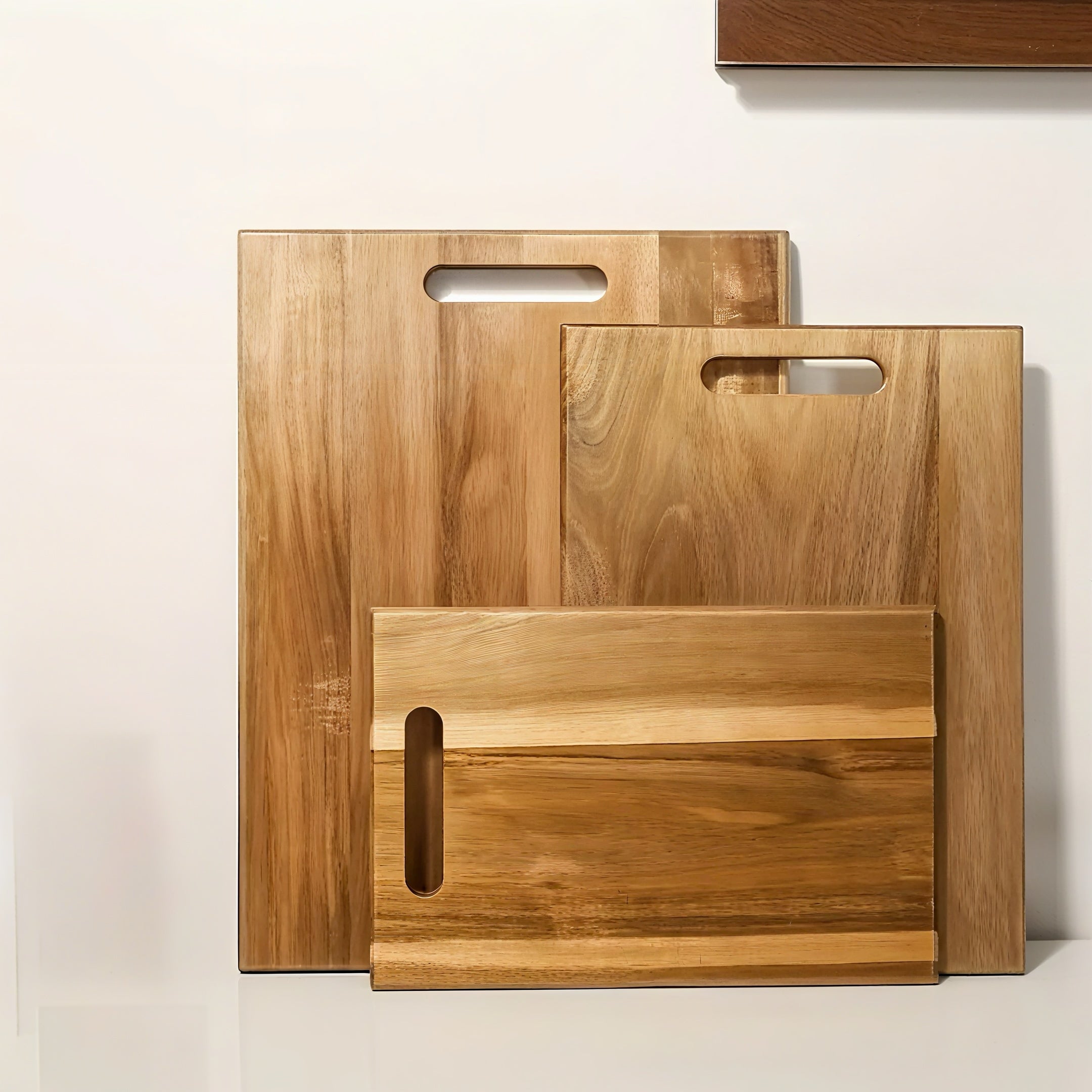 Zenora™ Premium Wooden Cutting Board – Handcrafted Solid Wood Board for Kitchen & Serving