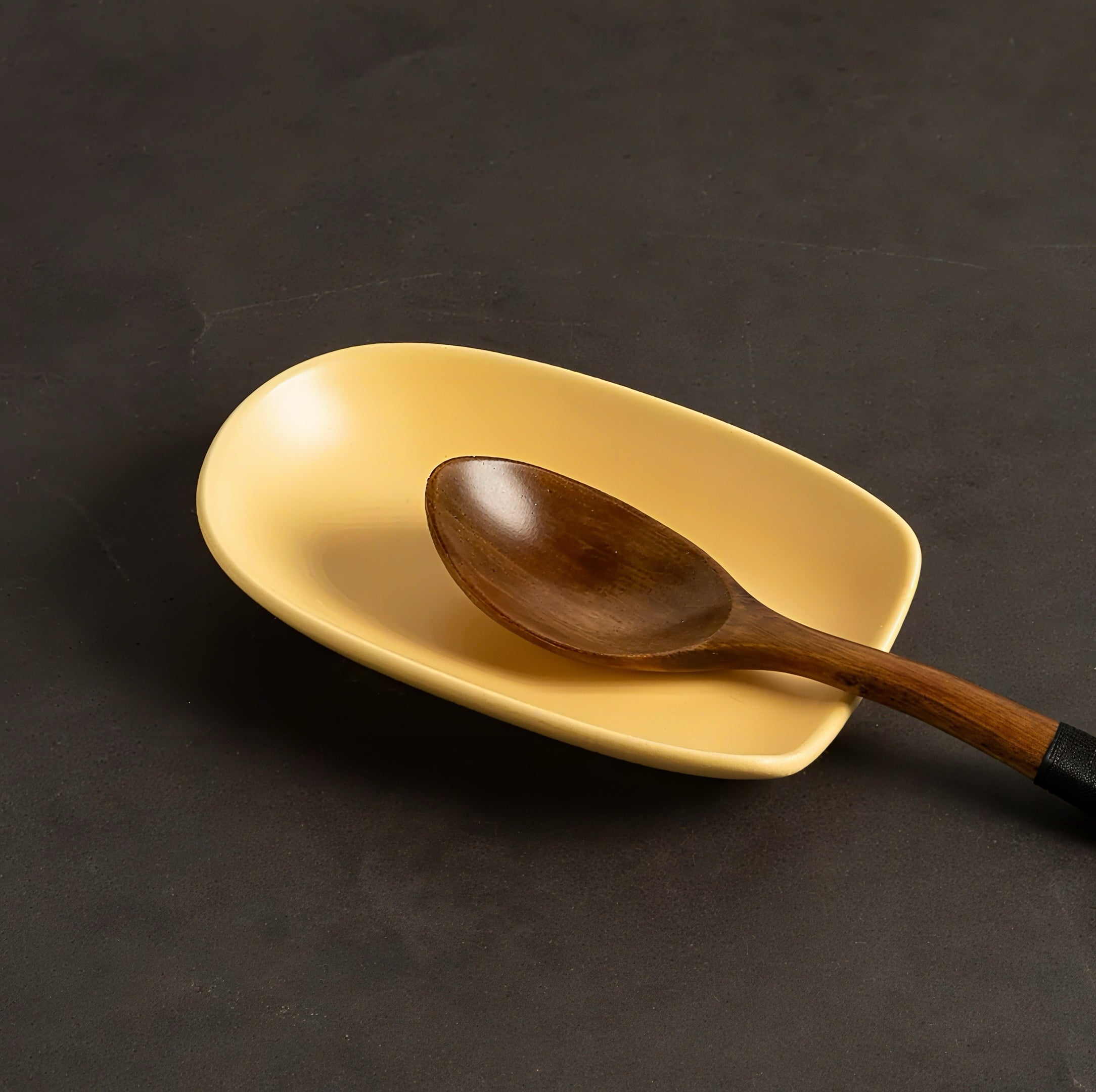 Zenora Japanese-Style Ceramic Spoon Rest & Utensil Holder