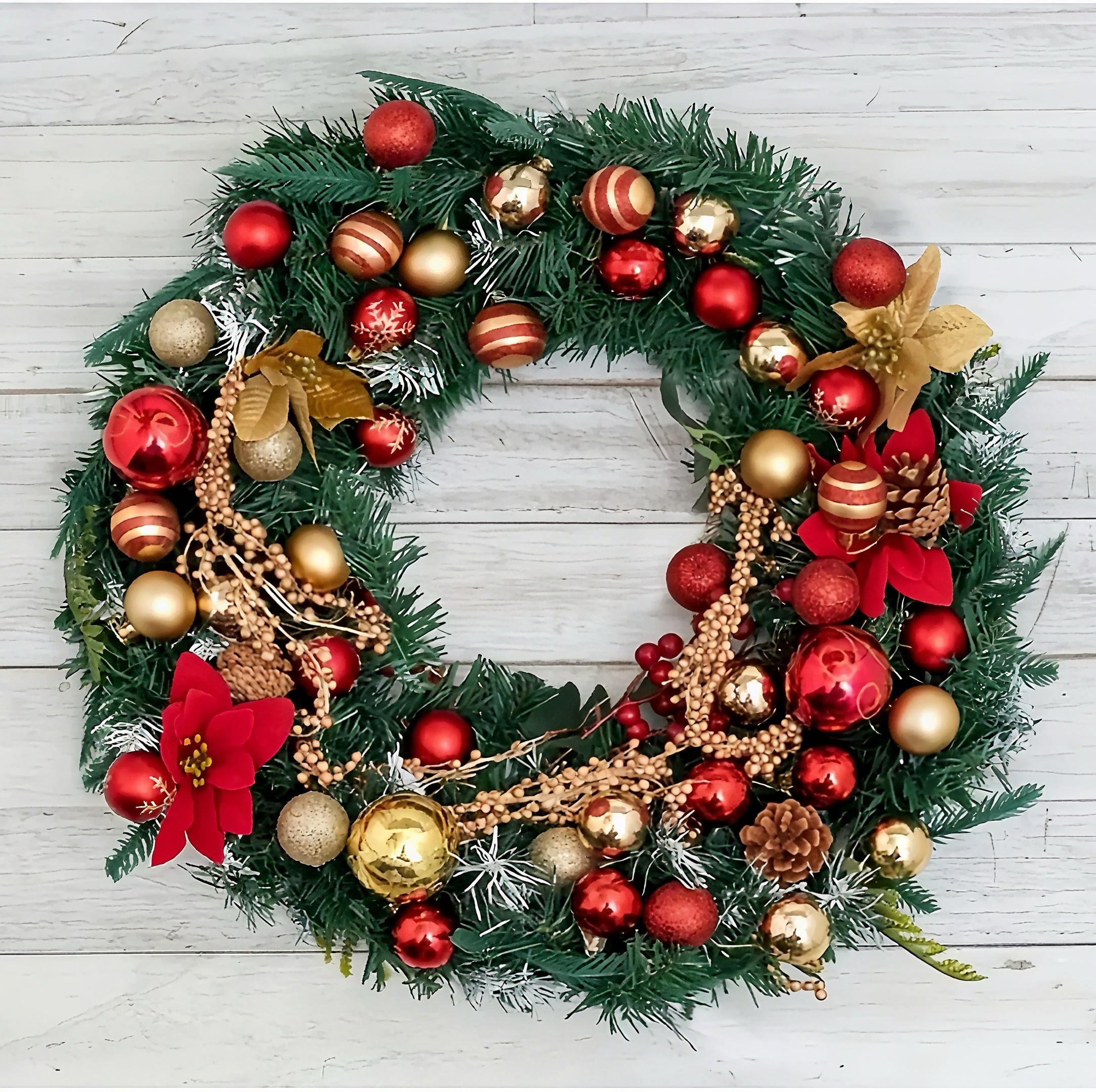 Zenora Festive Glow Ornament Set