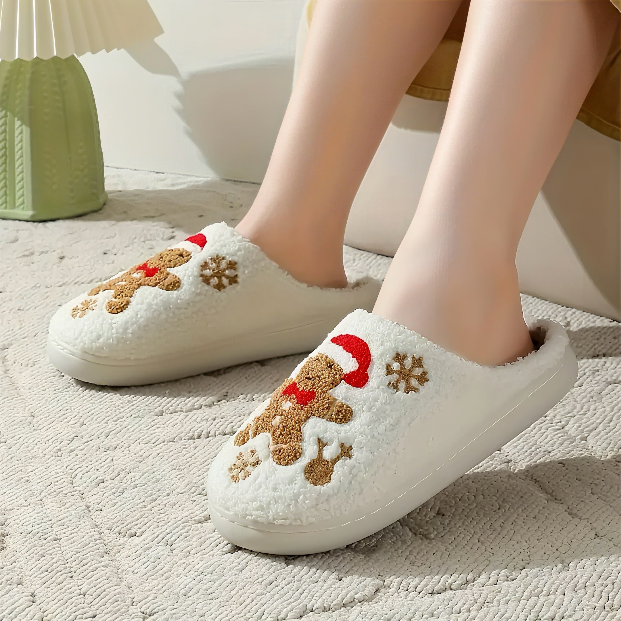 Zenora Unisex Holiday Comfort Slippers