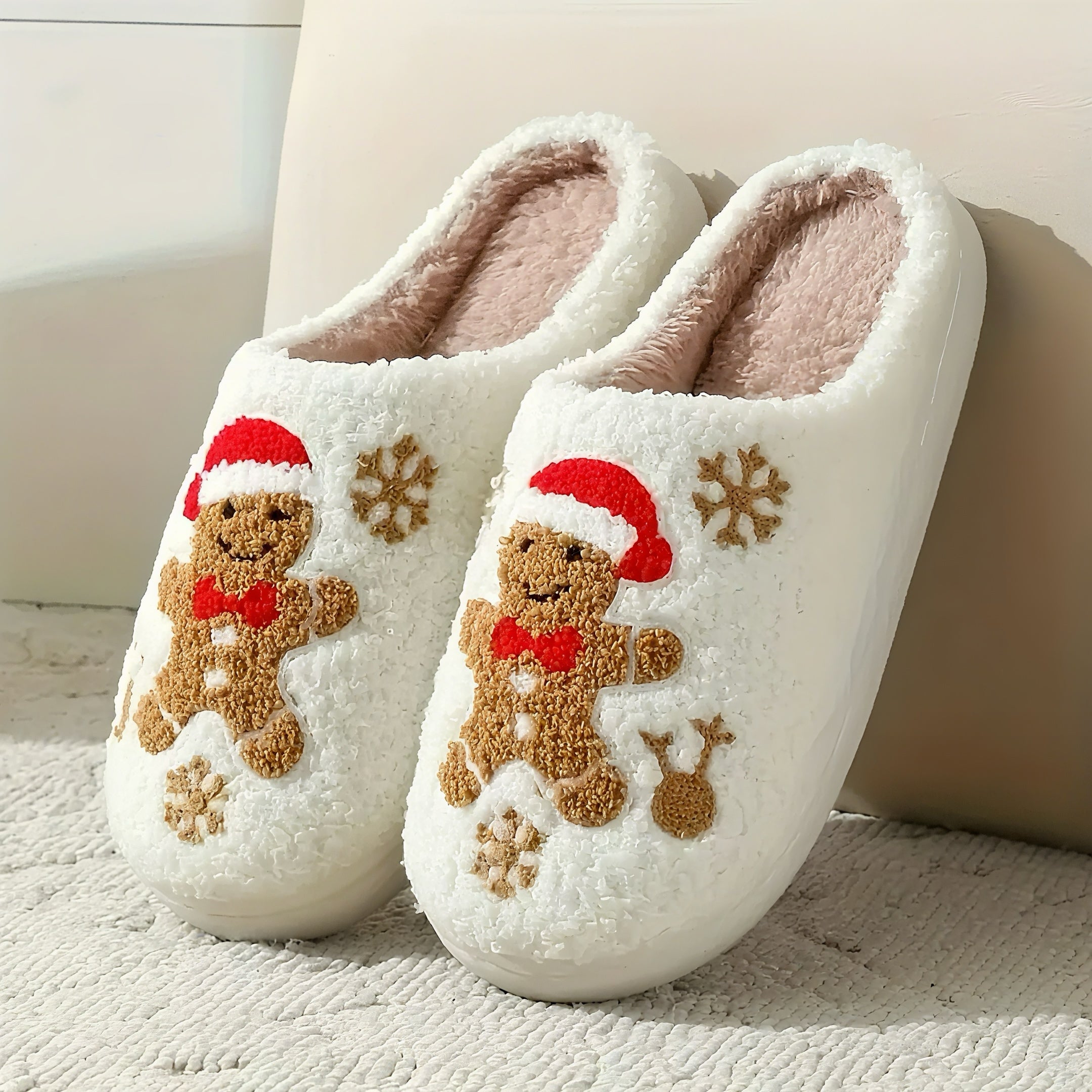 Zenora Unisex Holiday Comfort Slippers